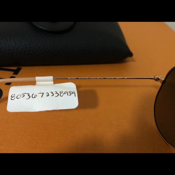 💰⬇️‼️ AUTHENTIC RAY-BAN (POLARIZED) SUNGLASSES - Picture 4 of 4